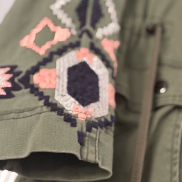 Free People Embroidered Twill Parka jacket EUC - Picture 8 of 9